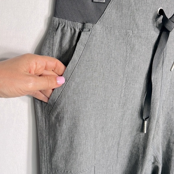 Calvin Klein Performance Commuter Capris size XS - Picture 2 of 7